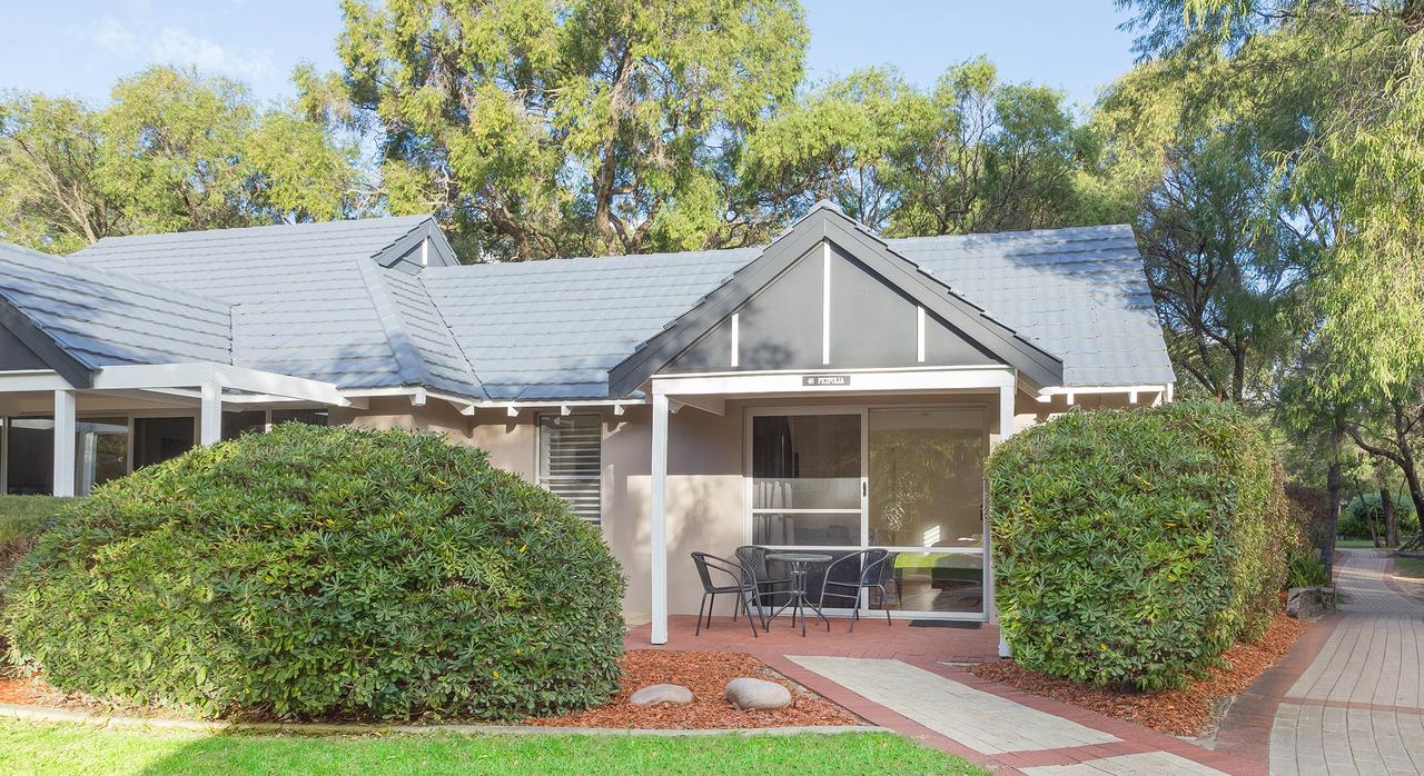 Broadwater WA Gold Coast 4U