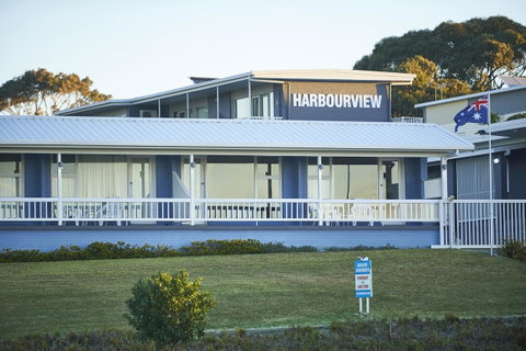 Harbour View Apartments - Accommodation Gold Coast 6