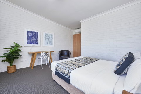 Harbour View Apartments - Accommodation Gold Coast 7