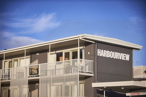 Harbour View Apartments - Accommodation Gold Coast 18
