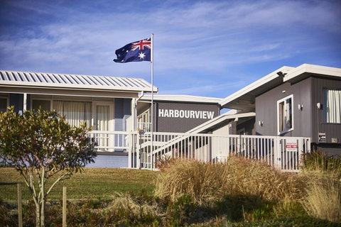 Harbour View Apartments - Accommodation Gold Coast 3