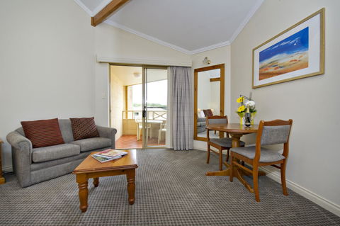 Abbey Beach Resort - 1 Gold Coast 16