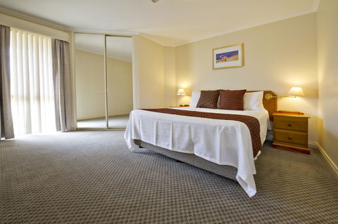 Abbey Beach Resort - 1 Gold Coast 9