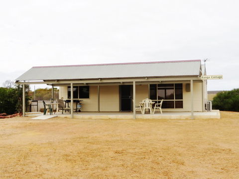Kanga Cottage - Gold Coast 4U 1
