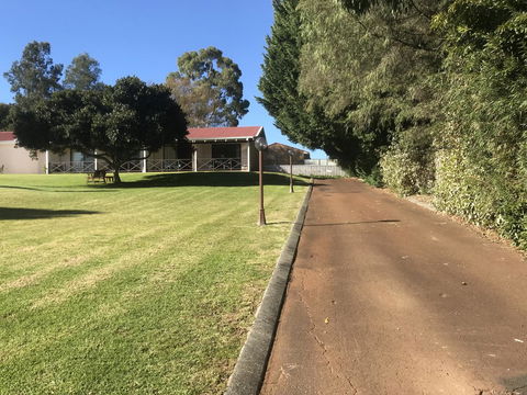 Karri Forest Motel - Accommodation Gold Coast 2