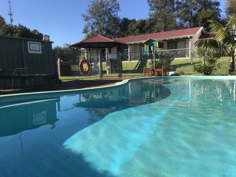 Karri Forest Motel - Accommodation Gold Coast 1