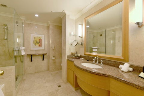 Duxton Hotel Perth - 1 Gold Coast 18