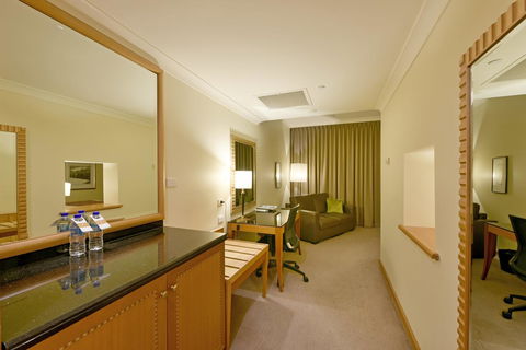 Duxton Hotel Perth - 1 Gold Coast 12