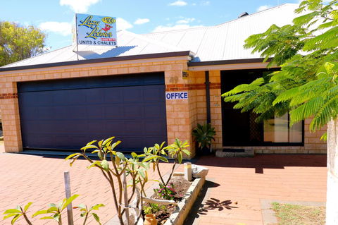 Lazy Lobster Holiday Units & Chalets - Accommodation Gold Coast 17