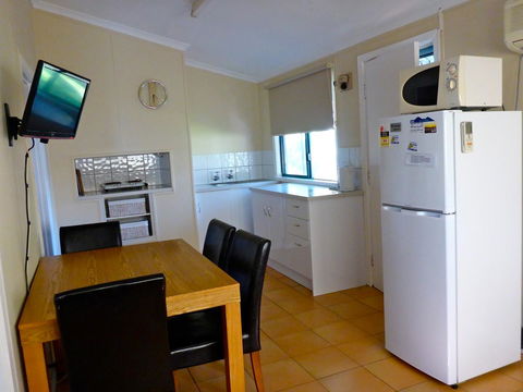 Lazy Lobster Holiday Units & Chalets - Accommodation Gold Coast 24