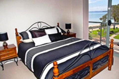 Boardwalk By The Beach - Gold Coast 4U 9