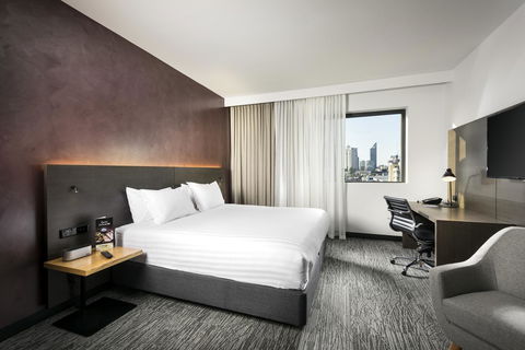 Holiday Inn West Perth, An IHG Hotel - Gold Coast 4U 11