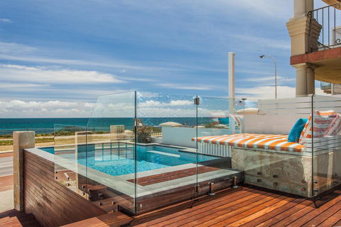 Cottesloe Beach House I - Gold Coast 4U 14