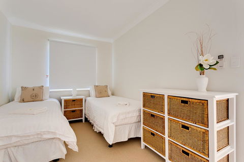 Cottesloe Beach House I - Gold Coast 4U 9