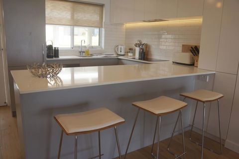 Cottesloe Beachfront Ocean View Apartment - Gold Coast 4U 13