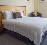 Ocean Beach Hotel - Gold Coast 4U