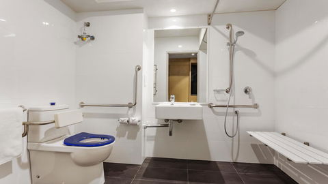 Holiday Inn Perth City Centre, An IHG Hotel - 1 Gold Coast 27