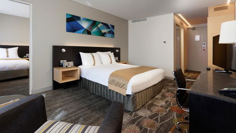 Holiday Inn Perth City Centre, An IHG Hotel - 1 Gold Coast 21
