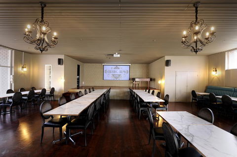 The Stirling Arms Hotel - Accommodation Gold Coast 16