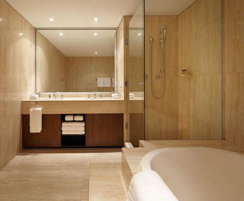 Residence On Langley Park - Accommodation Gold Coast 2