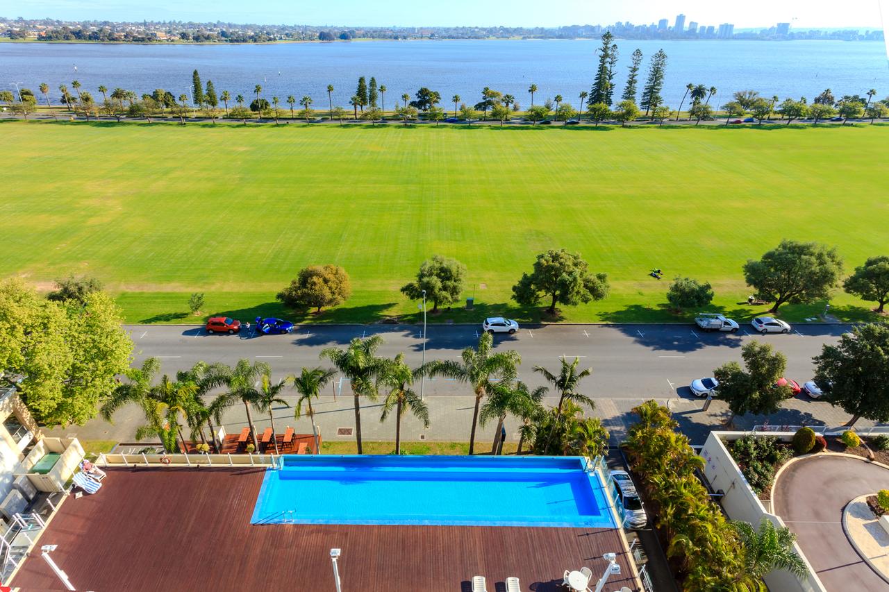 Perth WA Gold Coast 4U