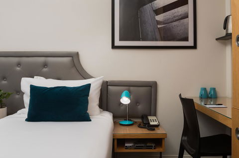 Pensione Hotel Perth - Gold Coast 4U 9