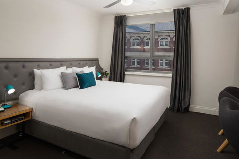 Pensione Hotel Perth - Gold Coast 4U 0