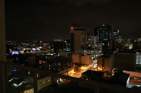 Centre Of Perth Whole Apartment W/view&spa&pool&wifi - Gold Coast 4U 17