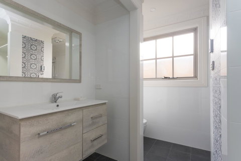 Blue Door Apartments - Accommodation Gold Coast 15