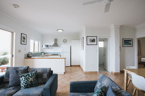 Canal Rocks Beachfront Apartments - Accommodation Gold Coast 36