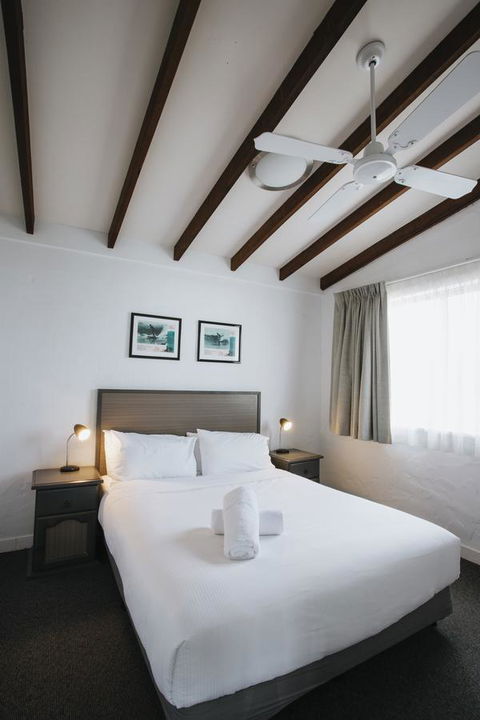 Canal Rocks Beachfront Apartments - Accommodation Gold Coast 19