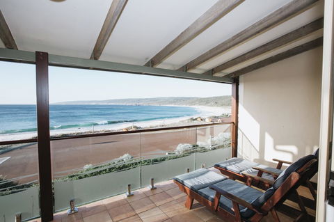 Canal Rocks Beachfront Apartments - Accommodation Gold Coast 18
