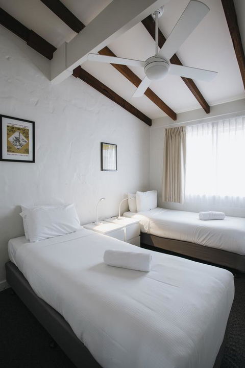 Canal Rocks Beachfront Apartments - Accommodation Gold Coast 37