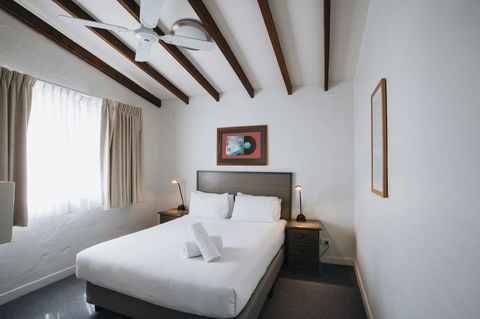Canal Rocks Beachfront Apartments - Accommodation Gold Coast 14