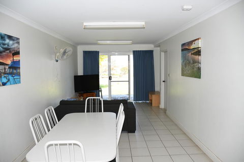 Kalbarri Seafront Villas - Gold Coast 4U 3