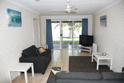 Kalbarri Seafront Villas - Gold Coast 4U 13