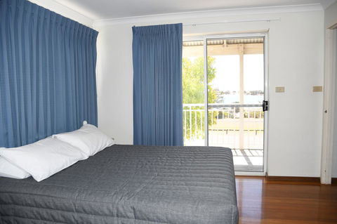 Kalbarri Seafront Villas - Gold Coast 4U 2