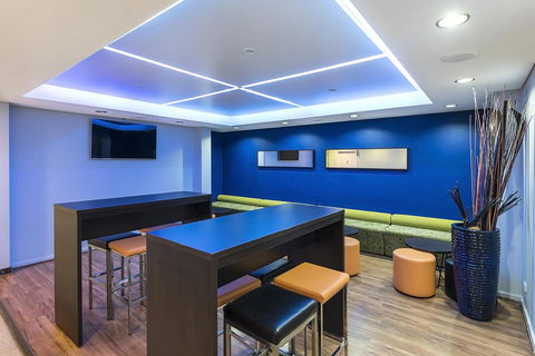 Quality Hotel Ambassador Perth - Gold Coast 4U 18