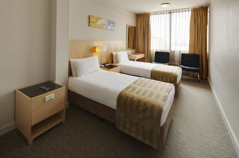 Quality Hotel Ambassador Perth - Gold Coast 4U 22