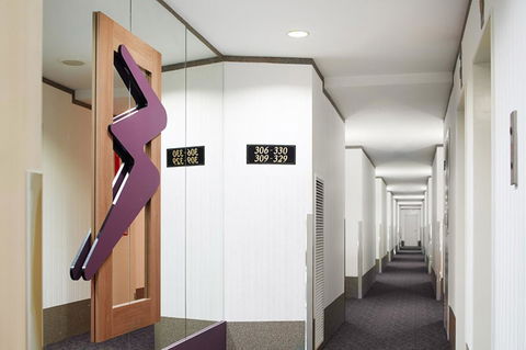 Quality Hotel Ambassador Perth - Gold Coast 4U 3