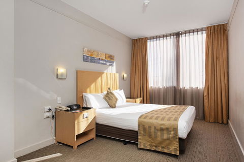 Quality Hotel Ambassador Perth - Gold Coast 4U 26