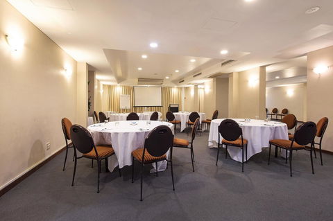 Quality Hotel Ambassador Perth - Gold Coast 4U 32