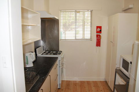 Malibu Apartments - Perth - Accommodation Gold Coast 10