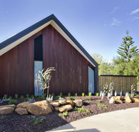 Margaret River Bungalows - Gold Coast 4U