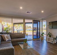 Starboard Views Kalbarri - River Front Apartment - Gold Coast 4U