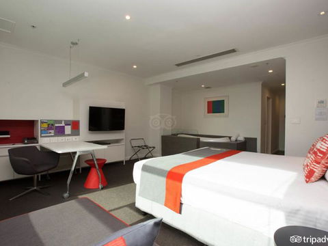 Citadines St Georges Terrace - Gold Coast 4U 1