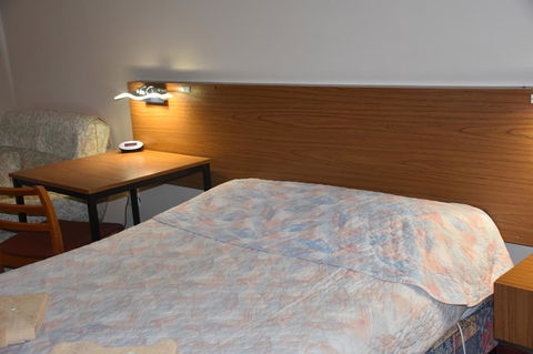 Mount Barker Valley Views Motel & Chalets, Western Australia - Gold Coast 4U 43
