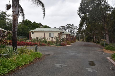 Mount Barker Valley Views Motel & Chalets, Western Australia - Gold Coast 4U 33