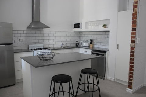 Captain\'s Heritage Cottage - Central Fremantle 2 Bedroom Historic Cottage - Accommodation Gold Coast 5