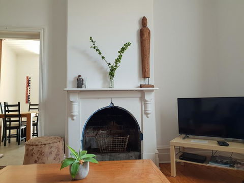 Captain\'s Heritage Cottage - Central Fremantle 2 Bedroom Historic Cottage - Accommodation Gold Coast 8